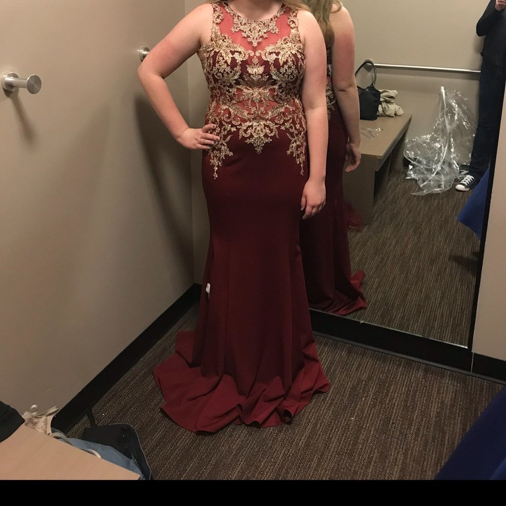 Prom dress - Picture 7 of 8
